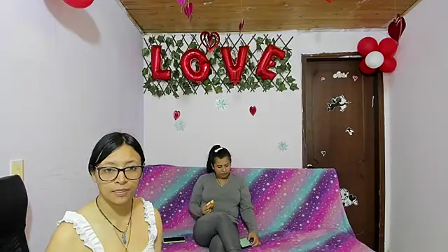 Snapshot of Luna_Star_Sl chatting on February 2025 12:42:01 PM Luna Star Sl online show from February 2025 12:42:01 PM