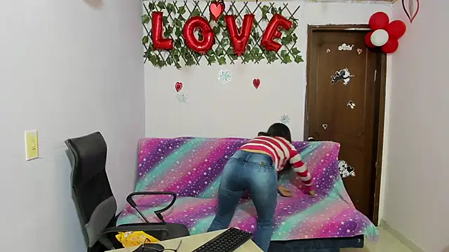 Snapshot of Luna_Star_Sl chatting on March 2025 12:33:02 PM Luna Star Sl online show from March 2025 12:33:02 PM