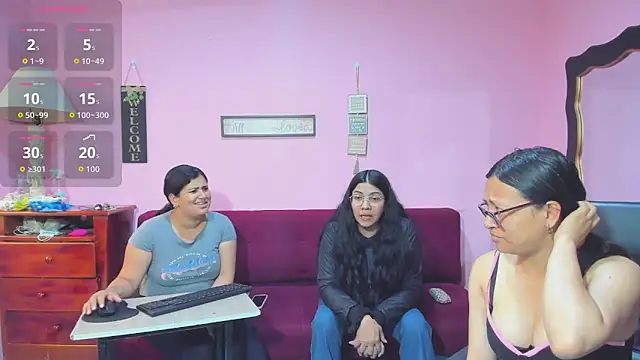 Snapshot of Luna_Star_Sl chatting on November 2025 01:33:02 PM Luna Star Sl online show from November 2025 01:33:02 PM