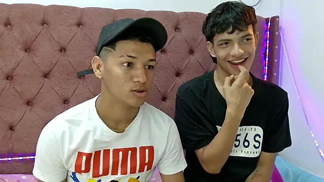 Snapshot of boys_yourparty chatting on January 2025 01:31:02 PM boys yourparty online show from January 2025 01:31:02 PM