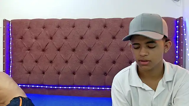 Snapshot of boys_yourparty chatting on February 2025 01:22:02 PM boys yourparty online show from February 2025 01:22:02 PM