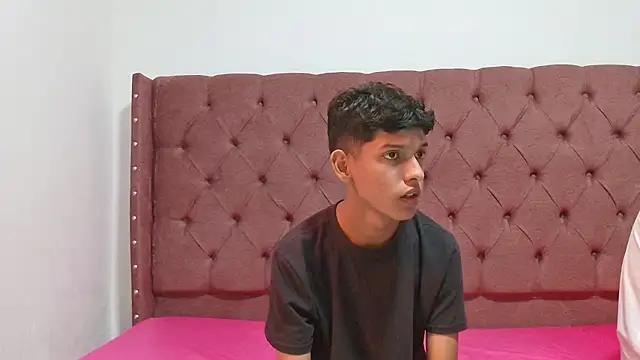 Snapshot of boys_yourparty chatting on March 2025 01:39:01 PM boys yourparty online show from March 2025 01:39:01 PM