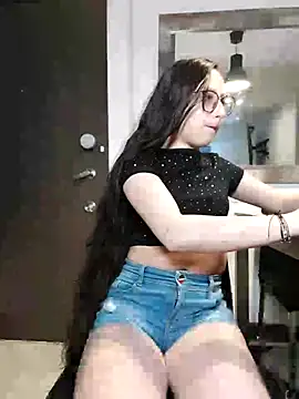 Snapshot of milena_23x chatting on March 2025 05:33:02 AM milena 23x online show from March 2025 05:33:02 AM