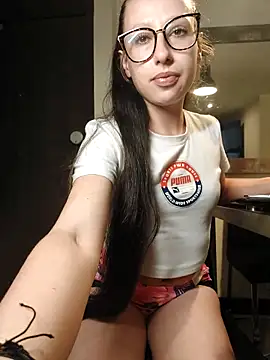 Snapshot of milena_23x chatting on March 2025 06:08:02 AM milena 23x online show from March 2025 06:08:02 AM