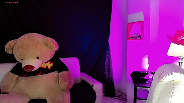 dollswit01 online show from March 2025 03:57:02 AM