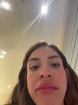 Snapshot of Spoiiiled chatting on April 2026 07:00:01 PM Spoiiiled online show from April 2026 07:00:01 PM