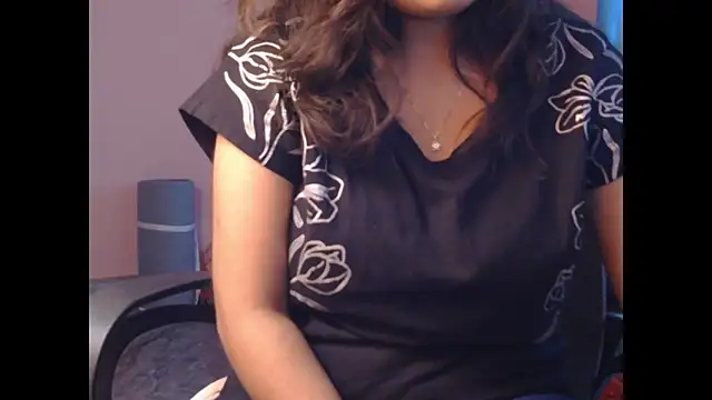 Snapshot of AngelLiza69 chatting on February 2025 10:34:01 AM AngelLiza69 online show from February 2025 10:34:01 AM