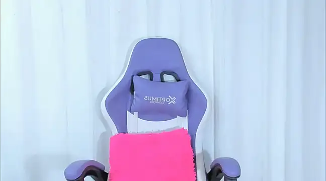 Snapshot of AnneGagner chatting on February 2025 10:31:01 PM AnneGagner online show from February 2025 10:31:01 PM