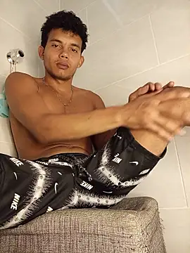 Snapshot of alex_candela chatting on November 2025 01:58:01 PM alex candela online show from November 2025 01:58:01 PM