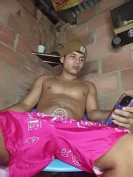 Snapshot of alex_candela chatting on April 2026 01:47:01 AM alex candela online show from April 2026 01:47:01 AM