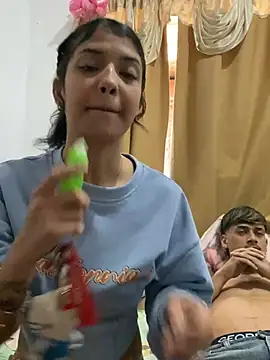 Snapshot of Rouuus12 chatting on February 2026 01:33:02 PM Rouuus12 online show from February 2026 01:33:02 PM