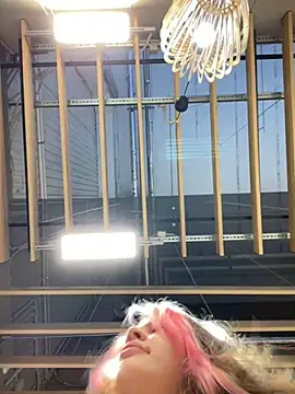 SuzieMurray online show from January 2025 08:29:01 AM