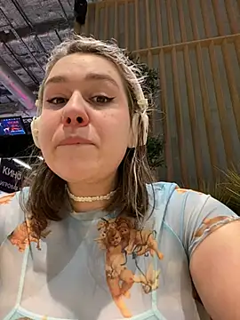 SuzieMurray online show from February 2025 11:11:02 AM