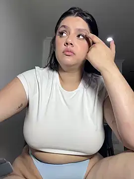 kimberlyhills1 online show from February 2025 10:58:01 PM