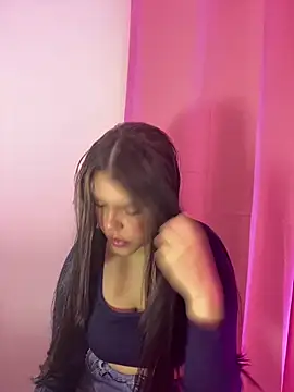 kimberlyhills1 online show from December 2025 08:26:01 PM