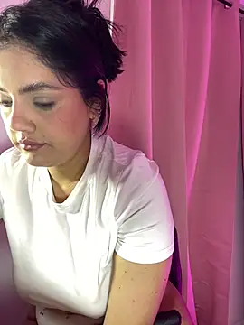 kimberlyhills1 online show from May 2026 04:03:01 PM
