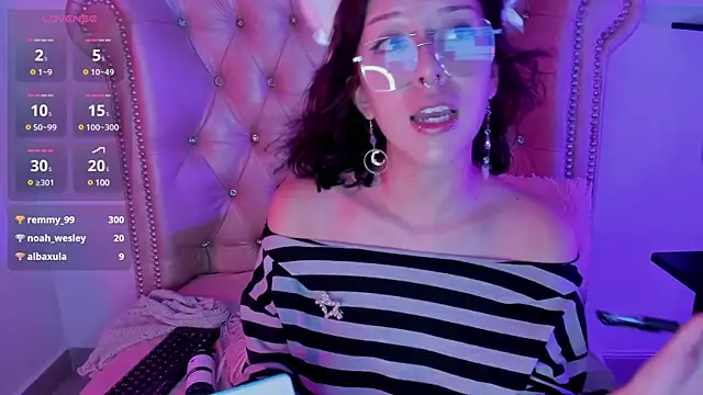 AlexaFoxy18 online show from January 2025 10:42:02 AM