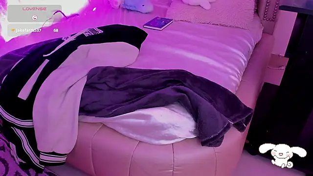 AlexaFoxy18 online show from March 2025 07:51:01 AM