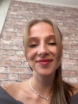 CaseyStar online show from September 2025 01:13:01 PM