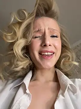 CaseyStar online show from February 2026 02:39:02 PM