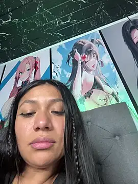 Im Little online show from November 2025 03:07:01 AM