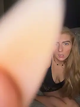 Summer Paige online show from October 2025 09:14:01 PM