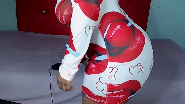 EbonyBentley online show from October 2025 03:27:01 PM