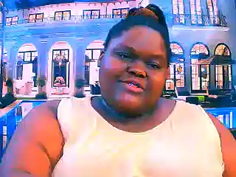 Snapshot of EbonyHotBuns chatting on April 2026 06:14:02 PM EbonyHotBuns online show from April 2026 06:14:02 PM