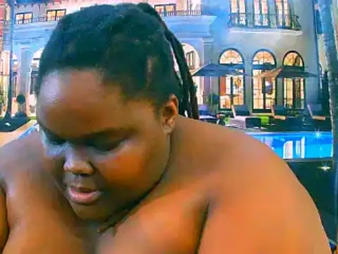 Snapshot of EbonyHotBuns chatting on May 2026 06:32:01 AM EbonyHotBuns online show from May 2026 06:32:01 AM
