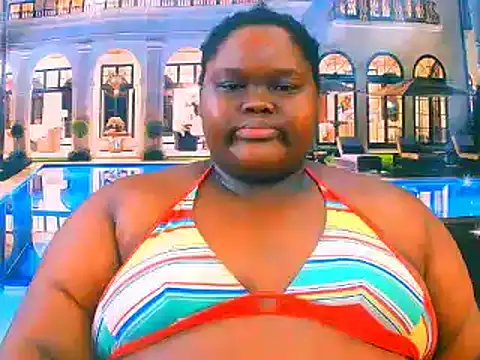 Snapshot of EbonyHotBuns chatting on May 2026 08:38:01 PM EbonyHotBuns online show from May 2026 08:38:01 PM