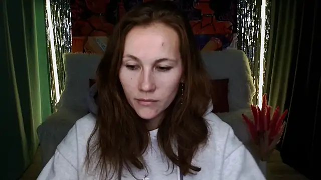 Snapshot of MichelleOrtis chatting on February 2025 07:40:02 PM MichelleOrtis online show from February 2025 07:40:02 PM