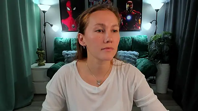 Snapshot of MichelleOrtis chatting on November 2025 12:05:01 PM MichelleOrtis online show from November 2025 12:05:01 PM