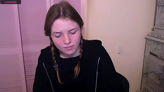 MissOliviaa  online show from December 2024 03:20:02 PM