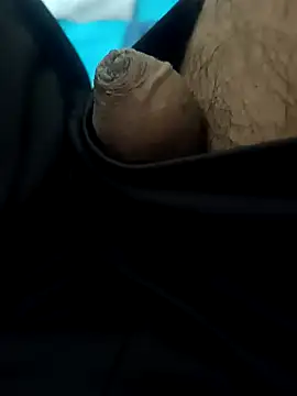 Snapshot of nick05inch chatting on October 2025 12:40:02 PM nick05inch online show from October 2025 12:40:02 PM