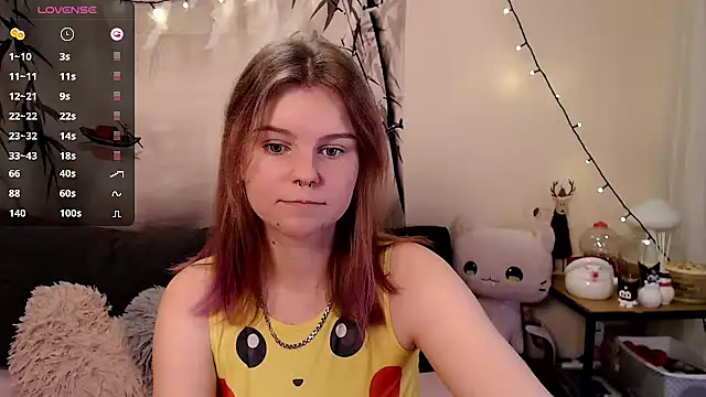 Moona xx online show from January 2025 09:36:02 PM