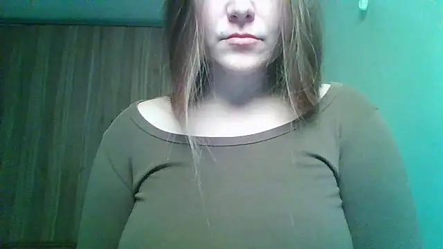 Evasapples online show from March 2026 11:43:01 PM