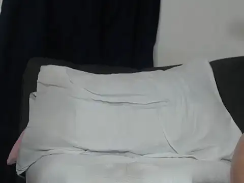 Snapshot of Lizz_xxxx chatting on March 2025 08:54:02 PM Lizz xxxx online show from March 2025 08:54:02 PM