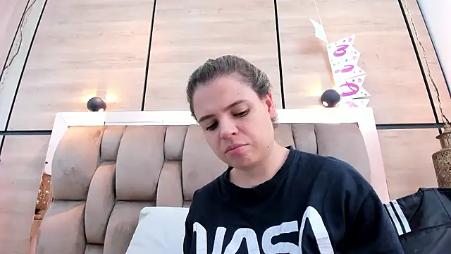 Snapshot of dorothy_vegga chatting on February 2026 03:14:02 AM dorothy vegga online show from February 2026 03:14:02 AM