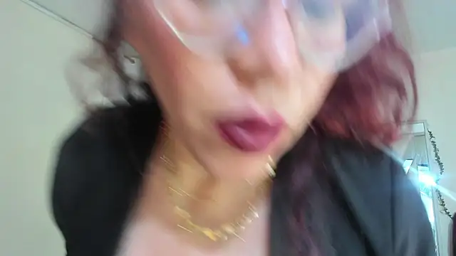 Snapshot of maria_paulac chatting on February 2026 06:39:02 AM maria paulac online show from February 2026 06:39:02 AM