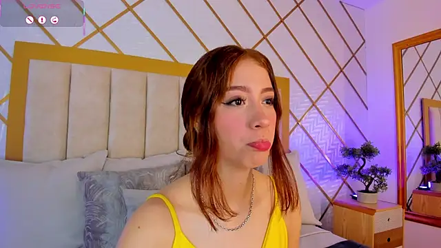 Snapshot of AbigailCarter chatting on November 2025 11:36:02 PM AbigailCarter online show from November 2025 11:36:02 PM