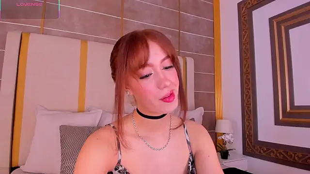 Snapshot of AbigailCarter chatting on November 2025 11:40:02 PM AbigailCarter online show from November 2025 11:40:02 PM