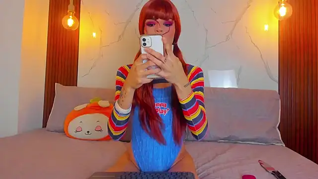 Snapshot of Realbadbxtch chatting on October 2025 10:30:01 PM Realbadbxtch online show from October 2025 10:30:01 PM