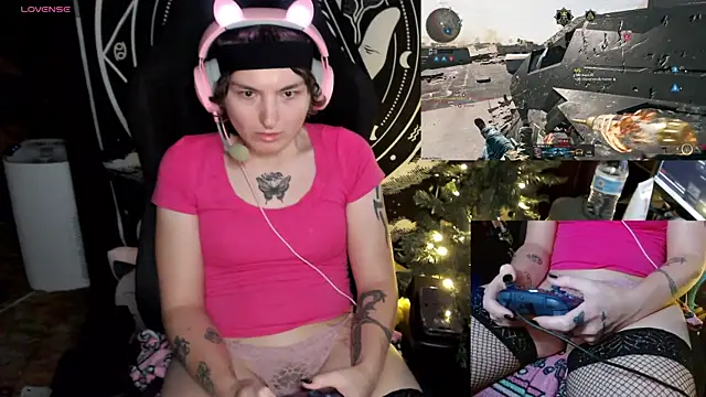 BrandiWRLD 999 online show from December 2024 12:10:02 AM