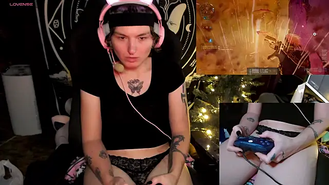 BrandiWRLD 999 online show from December 2024 11:19:02 PM