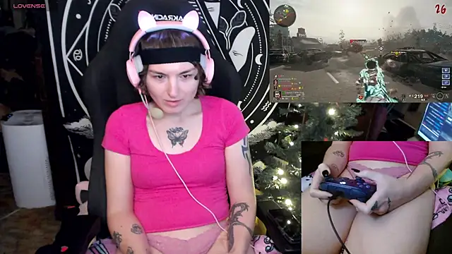 BrandiWRLD 999 online show from December 2024 02:28:01 AM