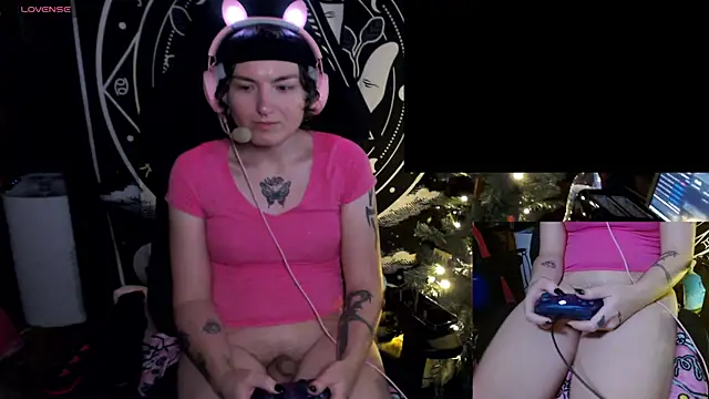 BrandiWRLD 999 online show from December 2024 03:16:02 AM