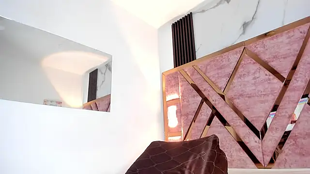 Snapshot of tifany_bigdick chatting on September 2025 06:43:02 PM tifany bigdick online show from September 2025 06:43:02 PM