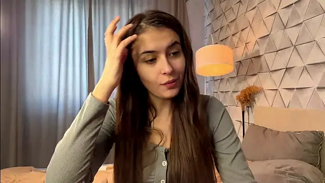 Snapshot of elisa_moon chatting on March 2026 11:13:01 AM elisa moon online show from March 2026 11:13:01 AM