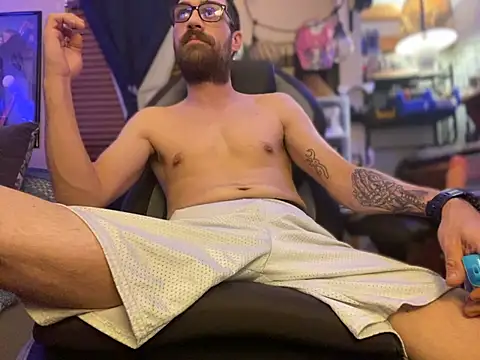 Snapshot of slutty_guy12 chatting on January 2025 03:04:02 AM slutty guy12 online show from January 2025 03:04:02 AM