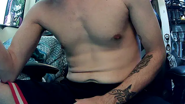 Snapshot of slutty_guy12 chatting on February 2025 10:15:02 PM slutty guy12 online show from February 2025 10:15:02 PM